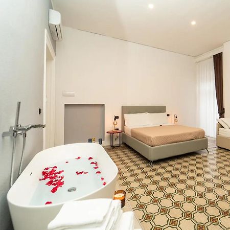 La Piazza Suite Napoli Dış mekan fotoğraf